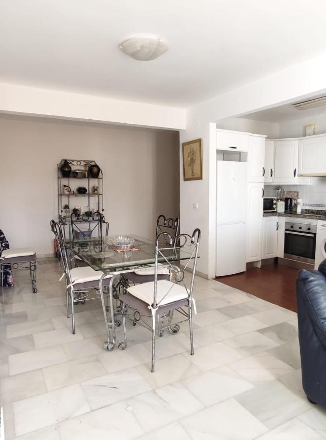 Spaciously Cosy 5b Close To Apartment *